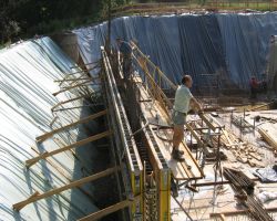 Regenueberlaufbecken